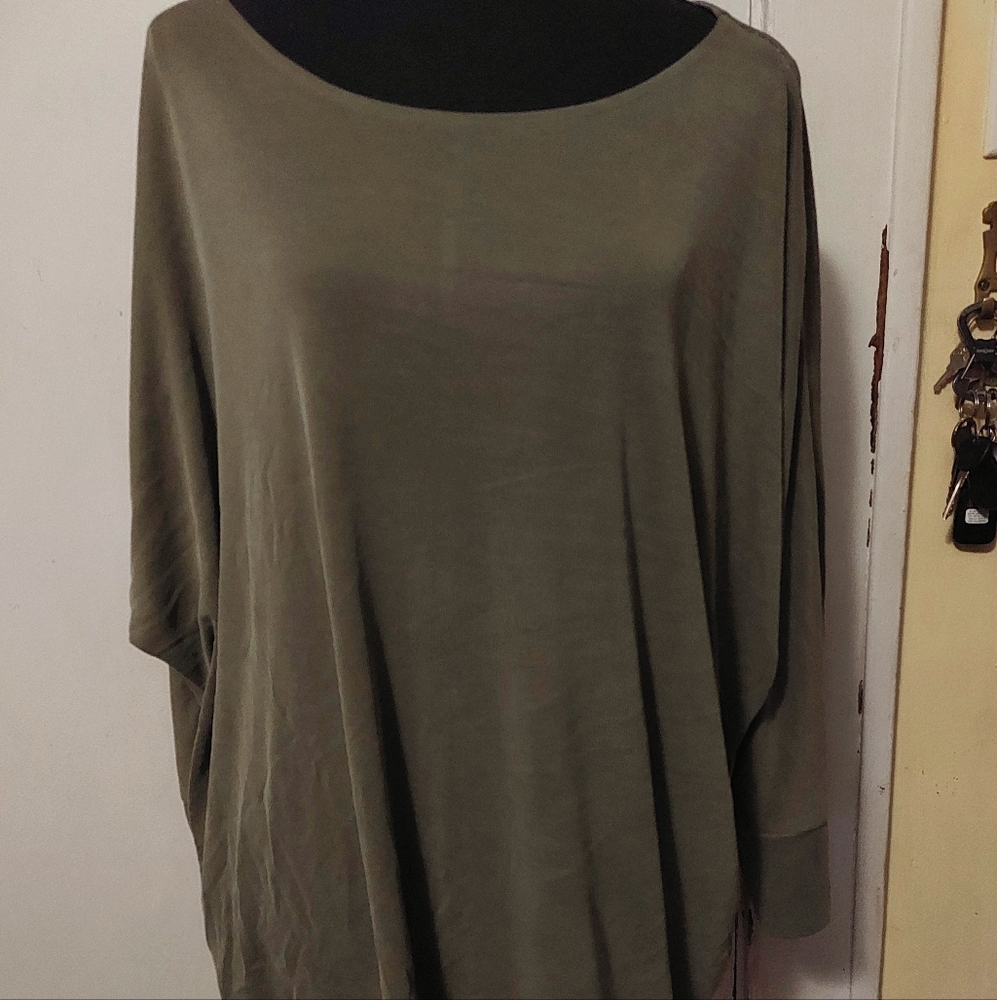 Chicos Top*3/$15*